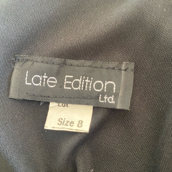 Elegant full length knit sleeveless gown with front detail size 8 - Picture 10 of 12